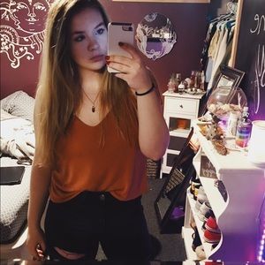 Meet your Posher, Carly